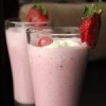 Heaven in a glass - Strawberry Milk Shake!!