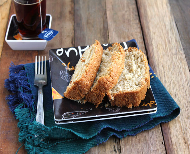 Easy Banana Bread Recipe